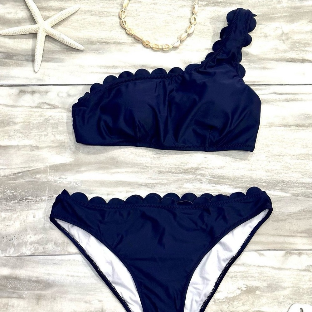 NEW - Full Coverage Bikini Set in Navy